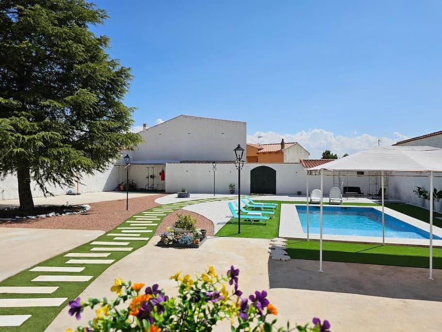 Villa La Casa Del Arbol Fuentiduena de Tajo Exterior foto